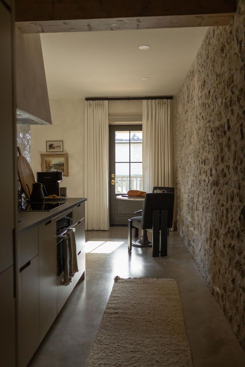 Kat Florence Hotels Elora Room photo